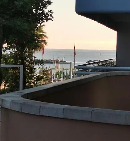 Vista Mare Διαμέρισμα San Mauro Mare